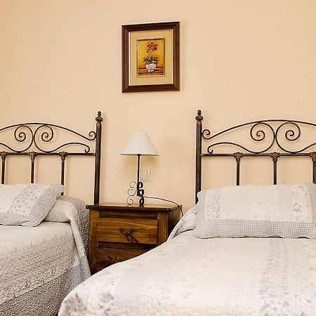 Casa Rural Paula Zarzuela del Monte エクステリア 写真